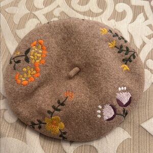 Zara Tan wool Beret with Colorful Floral Embroidery
